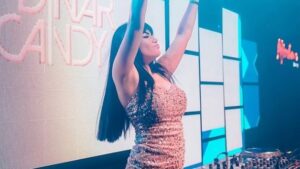 Dinar Candy Nge-DJ di Rutan, Nikita Ikut Joget